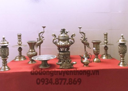  Giá bộ lư đồng thủ công màu giả cổ 60 cm.