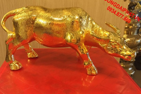 Bán tượng trâu bằng đồng mạ vàng
