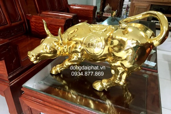 Bán tượng trâu bằng đồng mạ vàng