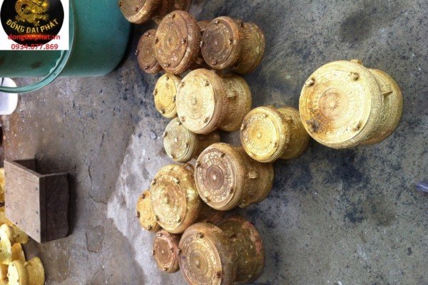 Trống đồng quà tặng lưu niệm ý nghĩa ở Sài Gòn