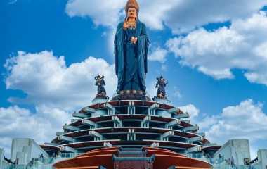 Chiêm ngưỡng tượng Phật bằng đồng cao nhất Châu Á
