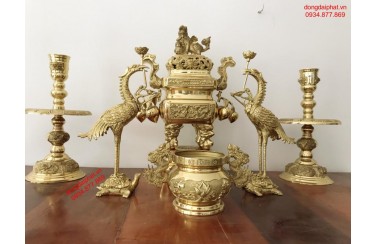 Cho tôi hỏi: Bộ lư đồng bàn thờ giá bao nhiêu năm 2023?