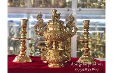 Bật mí phương thức lựa chọn giá đồ đồng thờ cúng sao cho chính xác