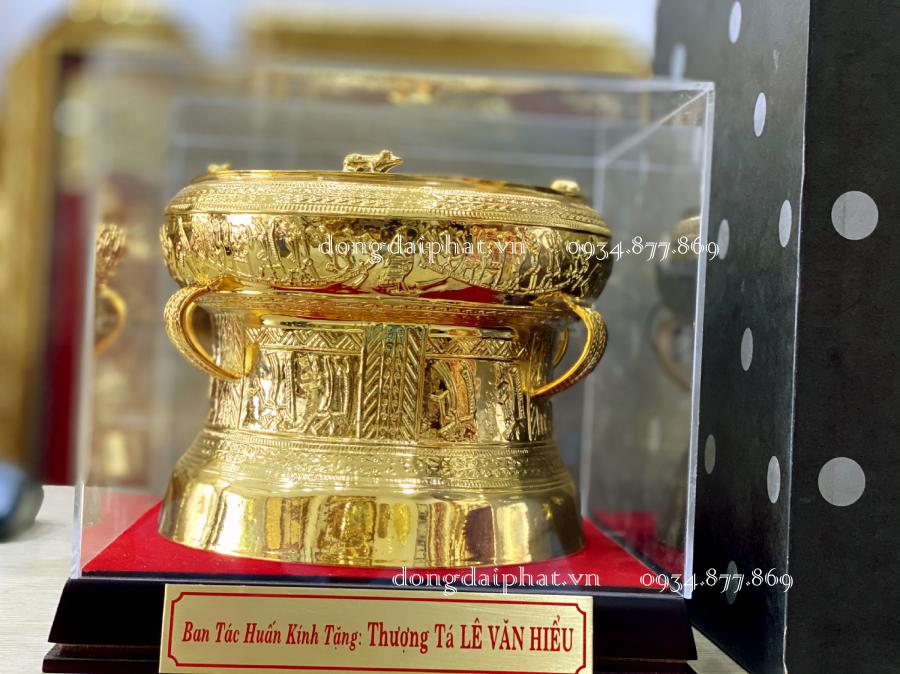 bán trống đồng mạ vàng