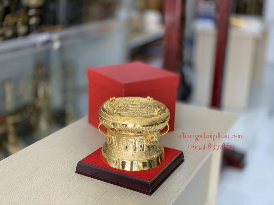trống đồng 20 cm mạ vàng