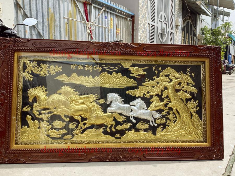 Tranh mã đáo thành công dát vàng